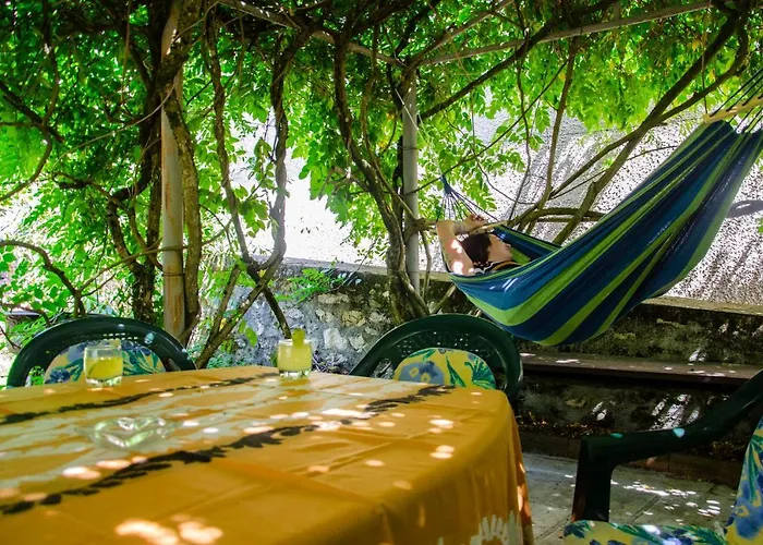 La Petite Pierrette Saint-Benoit-de-Carmaux